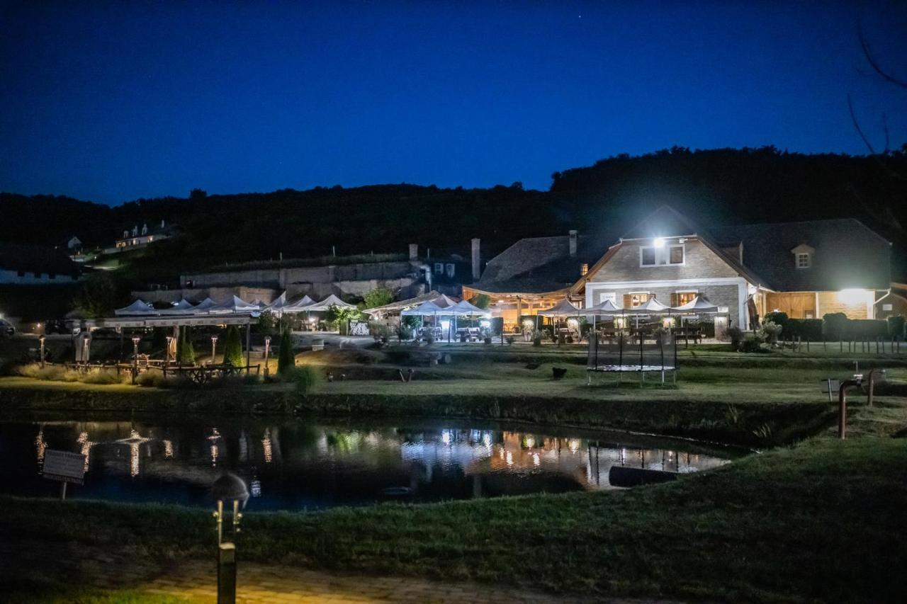 Hotel Bodri Pinceszet Szekszárd Zewnętrze zdjęcie